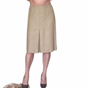 MK Maska beige angora wool box pleat suit skirt
